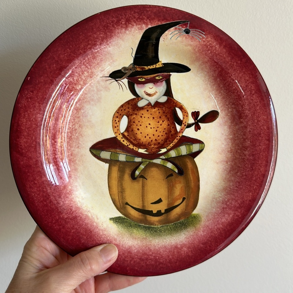 Halloween Plate Oneida Masquerade Dessert Witch Pumpkin